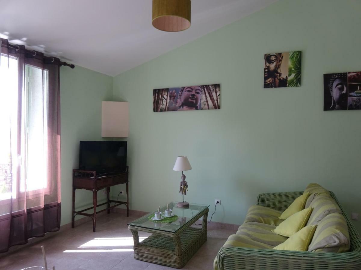 Gîtes tout au sud de la France Pomérols Extérieur photo